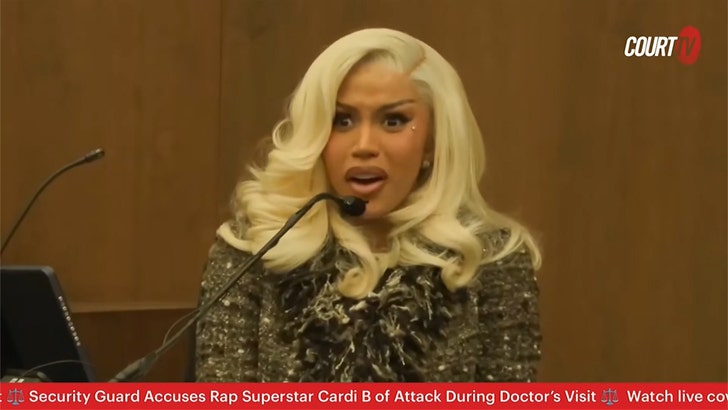 ЦАРДИ Б сведочи у цивилном суђењу, каже да је назвала заштитар ‘Б * ТЦХ’ ЦАРДИ Б сведочи у цивилном суђењу, каже да је назвала заштитар ‘Б * ТЦХ’