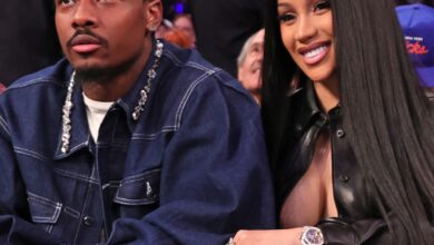 Царди Б’с Даугхтер Блоссом Бурпс Баби Бротхер