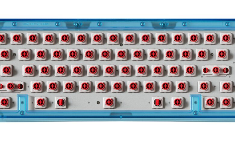 Динацап је од моје омиљене механичке тастатуре направио електрокапацитивну Динацап је од моје омиљене механичке тастатуре направио електрокапацитивну