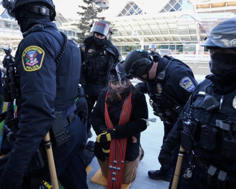 100 clergy members arrested at Minneapolis airport amid protests over ICE immigration surge – live | US immigration 100 clergy members arrested at Minneapolis airport amid protests over ICE immigration surge – live | US immigration