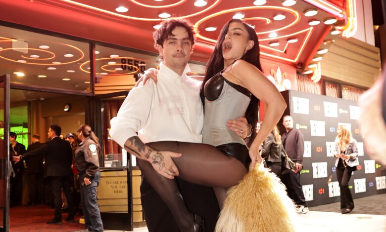 Звезде излазе за тренутак на премијеру у ЛА Звезде излазе за тренутак на премијеру у ЛА