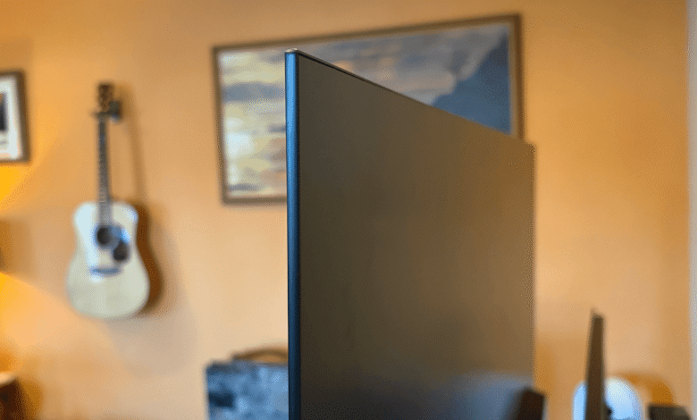 Преглед телевизора Самсунг С90Ф КД-ОЛЕД: префињен из било ког угла