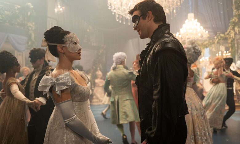 Звезда ‘Бриџертона’ Лук Томпсон о томе зашто Бенедикт не може да препозна Софи Звезда ‘Бриџертона’ Лук Томпсон о томе зашто Бенедикт не може да препозна Софи