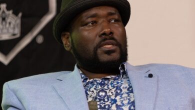 Породица Квинтона Арона каже да његова жена није законита, тврди да је у духовном браку