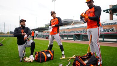 Јунг Хоо Лее из СФ Гиантса разговара о преласку на играње десног терена