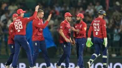 Енглеска је завршила фарбање Т20 над Шри Ланком док спинери сијају у Кандију Енглеска је завршила фарбање Т20 над Шри Ланком док спинери сијају у Кандију