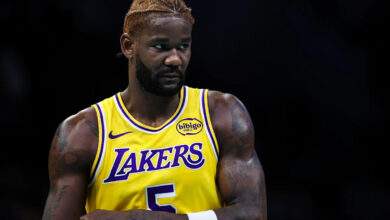 Центар Лејкерса Деандре Ајтон приведен, пуштен на аеродром на Бахамима због сумње да је поседовао марихуану Центар Лејкерса Деандре Ајтон приведен, пуштен на аеродром на Бахамима због сумње да је поседовао марихуану