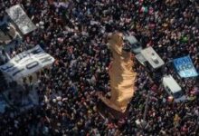 Трамп у свом говору о стању Уније демократе назива „лудима“, а они одговарају: „Ви убијате Американце“