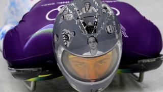 Зеленски одао почаст украјинском спортисти којем је забрањен приступ Олимпијским играма јер је носио кацигу са лицима ратних жртава