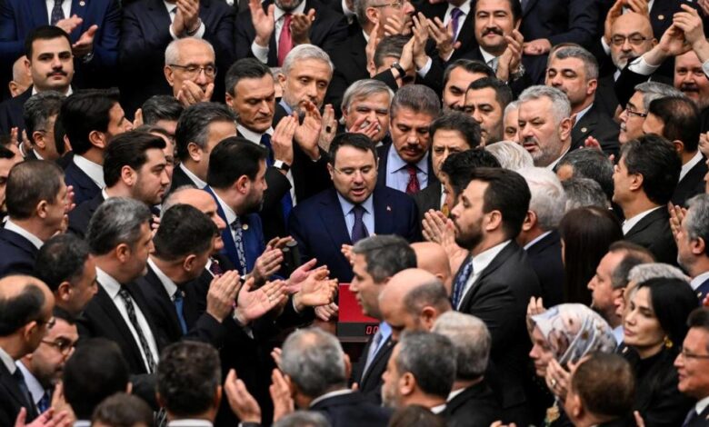 Шта најновија туча у турском парламенту открива о Ердогановом ауторитарном заносу