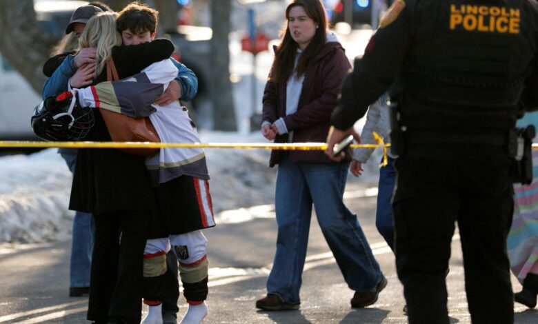 Најмање троје мртвих и неколико повређених у пуцњави током хокејашке утакмице на Род Ајленду (САД)