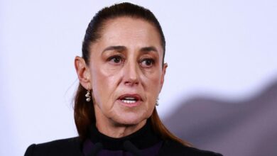 налази захваљујући љубавнику налази захваљујући љубавнику