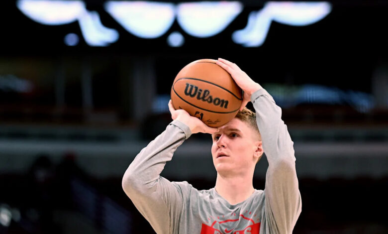 Пистонси, Тимбервулвси и Булси остварују трејд са три тима у којима учествују Кевин Хуертер, Мике Цонлеи, Јаден Ивеи и Дарио Шарић Пистонси, Тимбервулвси и Булси остварују трејд са три тима у којима учествују Кевин Хуертер, Мике Цонлеи, Јаден Ивеи и Дарио Шарић