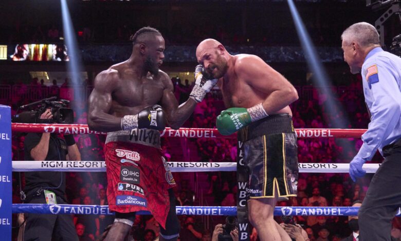 Деонтаи Вилдер каже да је Тајсон Фјури ‘преварио’ у 2 њихове борбе, ‘највећи варалица у историји бокса’