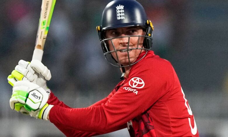 Том Бантон се радо прилагођава како Енглеска жели да одржи наде Т20 Светског првенства у животу Том Бантон се радо прилагођава како Енглеска жели да одржи наде Т20 Светског првенства у животу