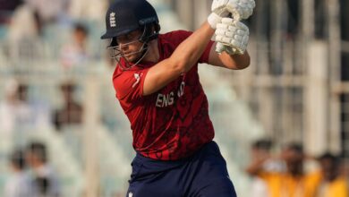 Вил Џекс шаље пркосну поруку након што је Енглеска прошла кроз групну фазу Светског купа Т20