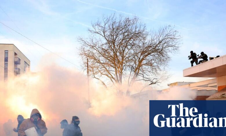 Судија је привремено зауставио ИЦЕ да користи сузавац и пројектиле на демонстрантима у Портланду | Портланд