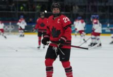 Поулин, канадски женски хокејашки капитен, изгубио је против САД на Олимпијским играма