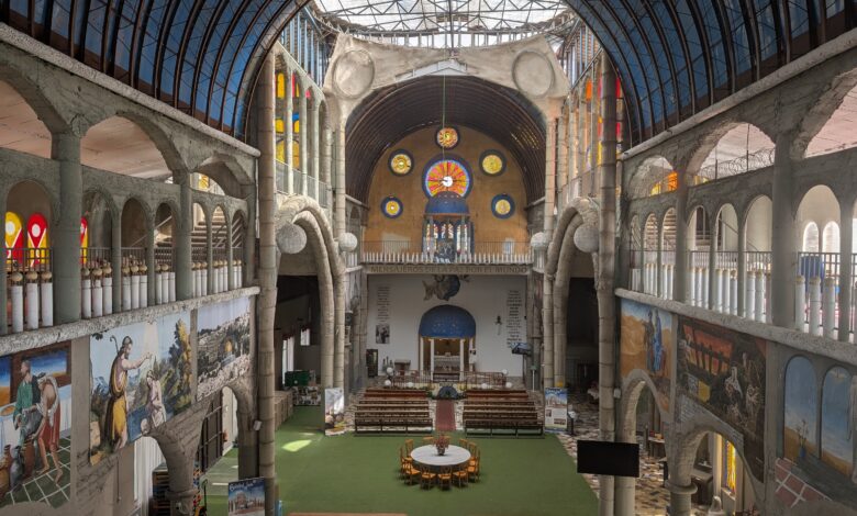 Мејорада затвара катедралу Јусто којом управља отац Анхел: „Зграда нема дозволу и годинама тражимо да поправимо њену ситуацију“