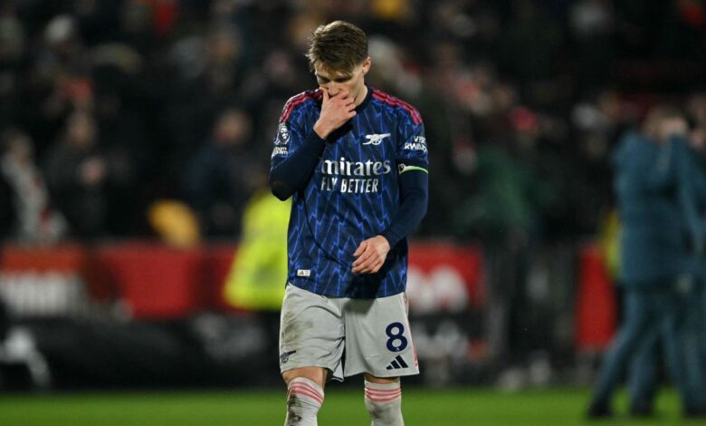 Арсеналов ред да одговори у трци за титулу у Премијер лиги није успео у Брентфорду