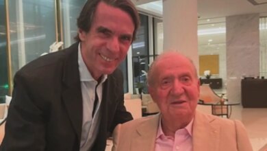 Бивши председник Азнар састао се са Хуаном Карлосом И: „Краљ демократије и слобода“