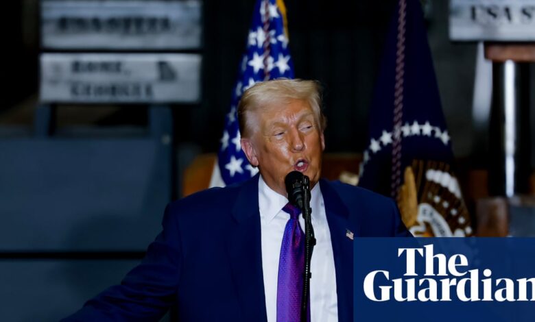 Трамп брани тарифе у председничким терминима на бојном пољу у Грузији | Доналд Трамп Трамп брани тарифе у председничким терминима на бојном пољу у Грузији | Доналд Трамп