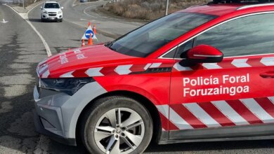 Мушкарац ухапшен оптужен да је убио своју жену и тешко ранио сопствену мајку у Валле Егуес (Навара) Мушкарац ухапшен оптужен да је убио своју жену и тешко ранио сопствену мајку у Валле Егуес (Навара)