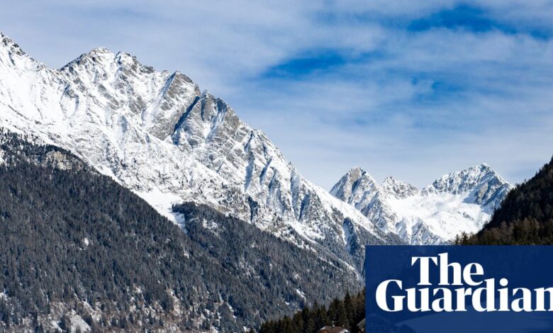 Најмање пет особа погинуло у низу лавина у Аустрији | Аустрија Најмање пет особа погинуло у низу лавина у Аустрији | Аустрија