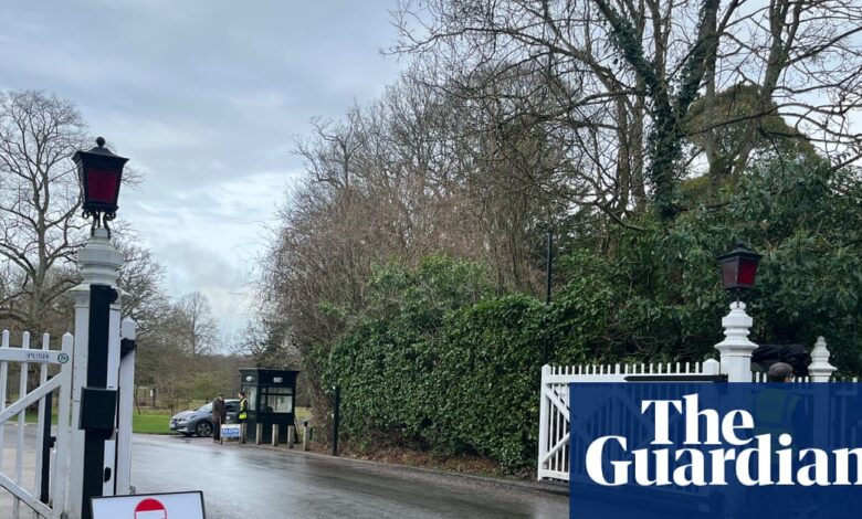 Истрага о Андревовим Епштајновим везама није искључена док се полицијски претреси настављају | УК вести