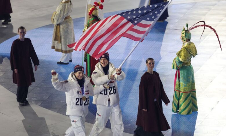 Италија приређује опроштајну забаву, преноси олимпијску бакљу Француској