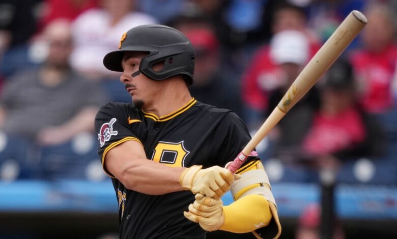 Проспект за пирате Конор Грифин је одушевио хоумрановима против Ред Сокса Проспект за пирате Конор Грифин је одушевио хоумрановима против Ред Сокса