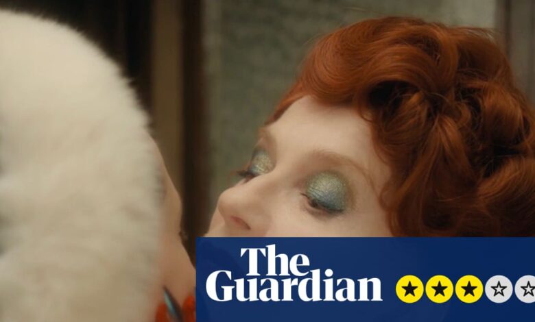 Тхе Блоод Цоунтесс рецензија – Исабелле Хупперт влада у надреалној вампирској фантазији | Филмови Тхе Блоод Цоунтесс рецензија – Исабелле Хупперт влада у надреалној вампирској фантазији | Филмови