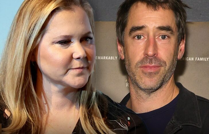 Ејми Шумер обележава Дан заљубљених објавом „Цриинг Цорнер“ усред развода Ејми Шумер обележава Дан заљубљених објавом „Цриинг Цорнер“ усред развода