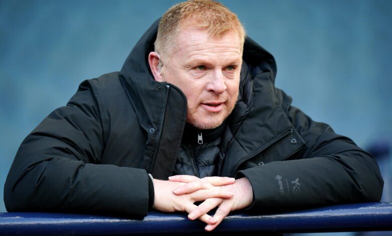 Нил Ленон са келтском анализом са оценом Кс уживо на ТВ-у