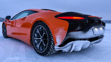 Бочно на леду, у супераутомобилу: Контрола стабилности постаје веома добра