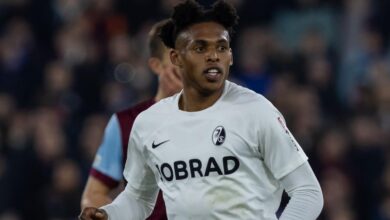 Колико Селтик мора да потроши да би за стално потписао Јуниора Адамуа Колико Селтик мора да потроши да би за стално потписао Јуниора Адамуа