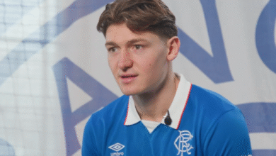 Рајан Надери циља сребрни прибор након што је запечатио потез Ренџерса