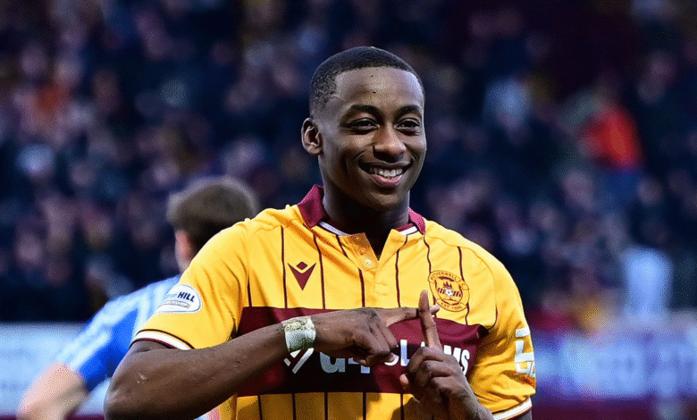 Мотхервелл’с Масванхисе се обраћа везама за трансфер Ренџерса и Селтика Мотхервелл’с Масванхисе се обраћа везама за трансфер Ренџерса и Селтика