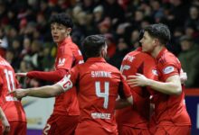 Схинние постиже гол када је Абердин са 10 играча победио Мотхервелл-а са девет играча