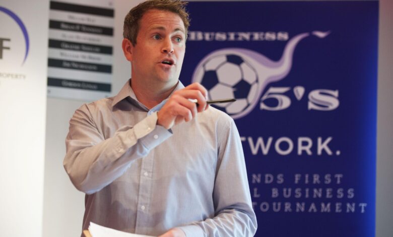 Шкот ће представити корпоративне фудбалске догађаје на Драгон’с Ден Шкот ће представити корпоративне фудбалске догађаје на Драгон’с Ден