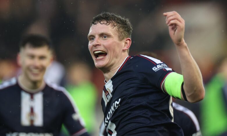 Данди врши велики притисак на Абердин после победе Питодрија Данди врши велики притисак на Абердин после победе Питодрија