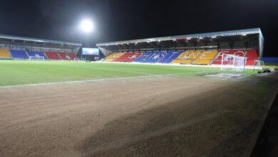 Сент Џонстон је погодио ‘опасан и разочаравајући’ пиротехничар Сент Џонстон је погодио ‘опасан и разочаравајући’ пиротехничар