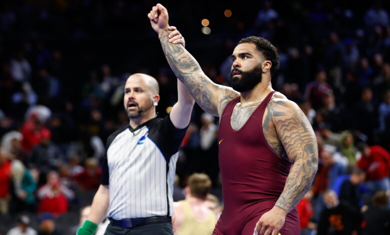 Гледајте Габле Стевесон ТКО Лезама као освајач златне олимпијске медаље, бивша ВВЕ звезда остаје непоражена у ММА Гледајте Габле Стевесон ТКО Лезама као освајач златне олимпијске медаље, бивша ВВЕ звезда остаје непоражена у ММА