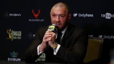 Цонор МцГрегор задиркује следећу УФЦ борбу испред историјске карте Беле куће