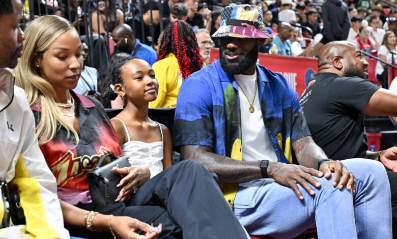 Леброн Џејмс из Лејкерса, ћерка Зхури представљени у ‘Цартоонифиед! Са видео снимком Финеаса и Ферба