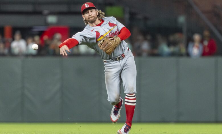 Трејд са 3 тима са МЛБ Алл-Стар Бренданом Донованом, Маринерс, Цардиналс и Раис наводно затворени