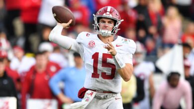 Тај Симпсон је наводно повратио тежину уочи НФЛ комбинације након што се прошле сезоне суочио са гастритисом Тај Симпсон је наводно повратио тежину уочи НФЛ комбинације након што се прошле сезоне суочио са гастритисом