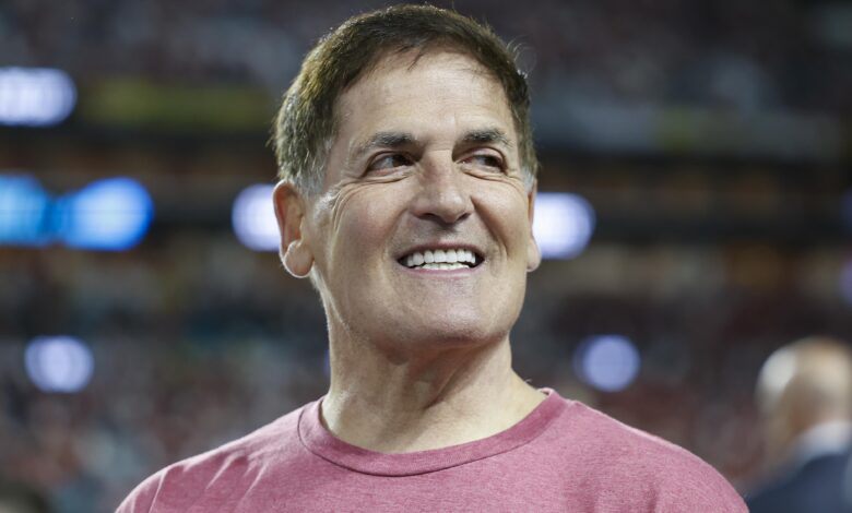 Марк Кубан одговорио на гласине НБА о потенцијалној продаји Мавса, гувернери тимова одбацили Бузз