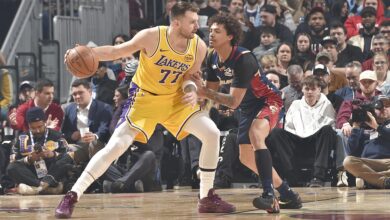 Нове фотографије након повреде Луке Дончића изазвале су забринутост за безбедност