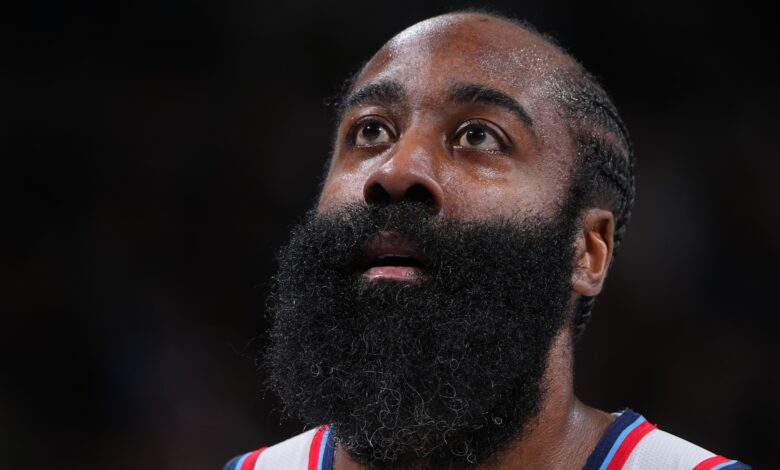 Џејмс Харден негира да је тражио трговину од Клиперса, каже да је „узбуђен“ због договора са Цавс-ом